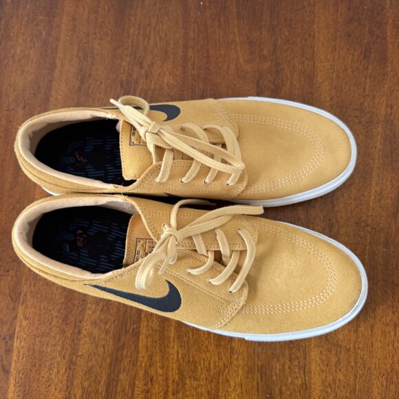 Nike SB Zoom Stefan Janoski in Celestial Gold - Picture 12 of 15